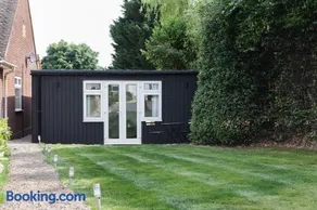 The Dorjean at Mill Road - relaxing 1 bed 1 bath - Image 2