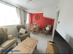 The Serenity Nook - 2 bed flat in the heart of Shefford with parking - Image 2