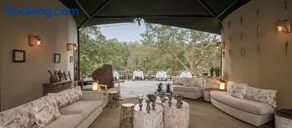 Banjaar Tola Kanha National Park - A Taj Safari Lodge - Image 1