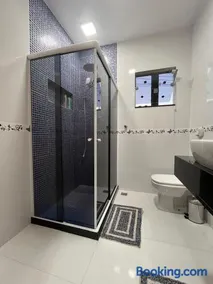 Casa para Famílias, Grupos e Empresas, Até 9 Hóspedes Próxima à Rodovia Dutra - Image 4