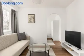New! Cosy 1BR Flat in Peaceful East Finchley - Image 2