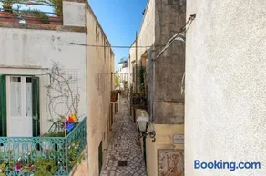 Casa Coralli Centro Storico by CASASI Vacanze Otranto - Image 2
