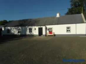 Country Cottage - Image 2