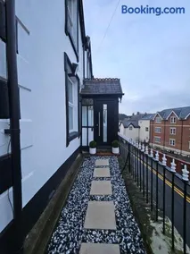 Bryn Aber-The House on the Hill - Image 5