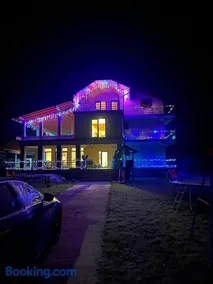 Eden Villa - Image 1