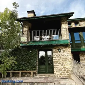 Apartamentos dúplex en Casa Rural Fundanal en Hoz de Jaca - Image 1