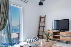 Absolute View - Image 2