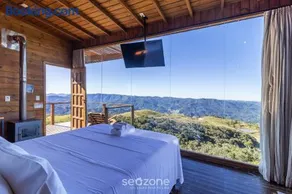Linda cabana com jacuzzi e vista incrível VST004 - Image 1