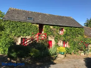 Le Châtel - Image 1