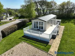 Luxury 2 Bed Holiday Home - Image 1