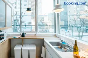 Tokyo Cabin - 3LDK一軒家デザイナーハウス - 三鷹駅5分 - 新宿12分 - 最大8名滞在可 - Image 1