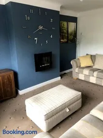 2 Bedroom Bungalow - Image 3