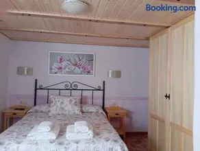 Apartamentos El Callejón - Image 1