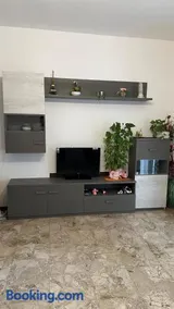 Thind house - Image 2