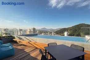 Studio moderno com cama Queen e piscina perto da Oktoberfest! - Image 2