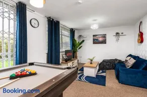 Majestic Gem - Pool Table - Coop - Etihad - Parking - Image 2