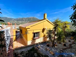 Villa in Alcaucin - Sleeps 4 - Pool - Parking - Image 4