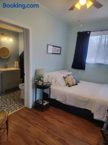 Josephine's Bed & Breakfast - Image 2