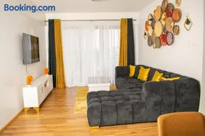 Auric 2 Bdrm Apartment - Image 2