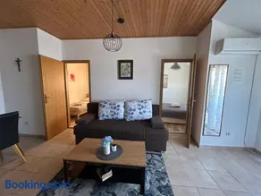 Central Apartments Preko - Image 3