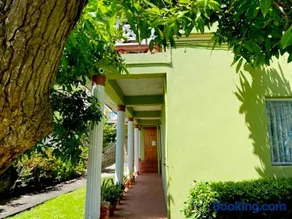 Casa Villa Apartments - Image 4