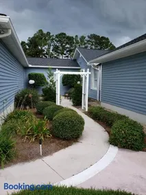 Sunset Blue House - Secluded Pool Home on 5 acres - Image 2