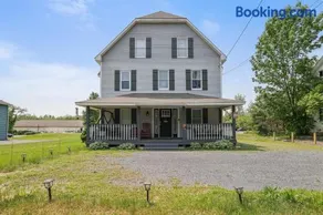 Newly renovated 3 bedroom house in the heart of Tannersville - Image 2