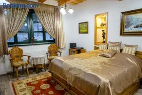 Tündérgyöngye Apartmanház - Image 1
