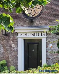 Koetshuis aan het water 3 bedroom villa - Image 1