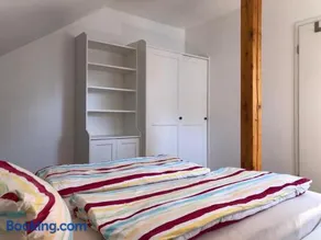 SUN HOUSE - Image 3
