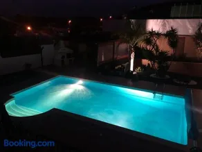 Villa de lujo que mira al mar - Image 2