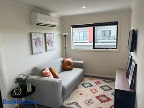 Adorable 1 bedroom Unit in Coombs - Image 1