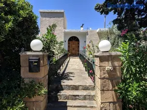 Oasis Apartments - Image 3