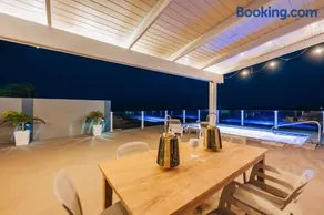 Epic Views! 2BR House w/ Pool, BBQ, Outdoor Dining - Image 2