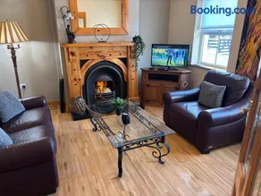 Albert Lock Bungalow 5 minute drive from Carrick - Image 3