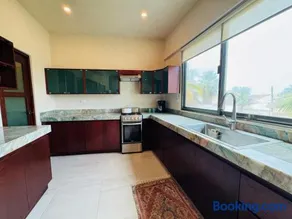 Ocean View Getaway - Image 4