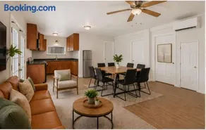 Spacious 2-Bedroom Retreat near Surfside Beach - Image 2