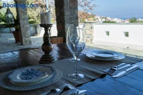 Skopelos luxurious villa "Aloupi" - Image 2