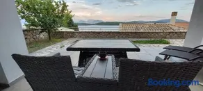 Lefkada Unique Sea View Apartment - Image 4