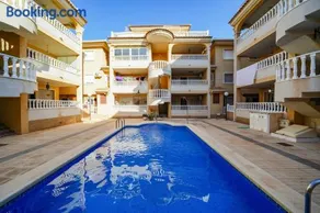 Dúplex con piscina comunitaria en La Florida ALQ-A005 - Image 1
