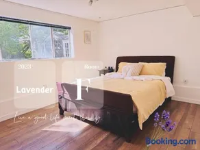 Lavender house with AC - Image 2