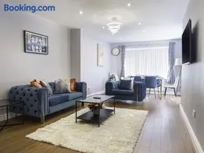 Luxe 5 Bed Bungalow In Snodland, Medway, Kent - Image 2