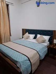 Hotel K D - Image 3