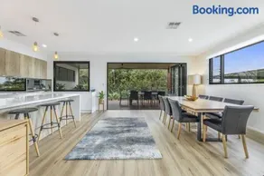 Nothling Street 13, Moffat Beach - Image 3