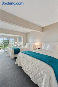 Atlantis Lodge - Image 1