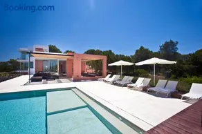 Stunning Seaside Oasis in Ibiza, 1049 - Image 4