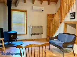 Woodland Getaway - Image 3