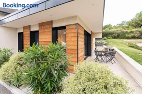 Joli T1 Bis avec Chambre - Cuisine - Salle de Bain - Image 3