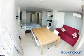 Modern & Stylish Loft with Breathtaking Views FREE WIFI - Close to the sea - Image 3
