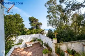 Rosa Seaview in Villa - Image 3